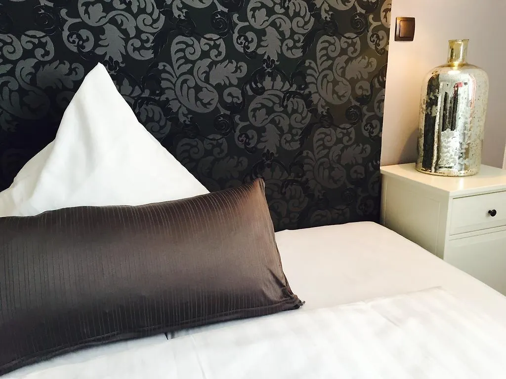 Hotel Heddernheimer Hof Frankfurt am Main 3*,